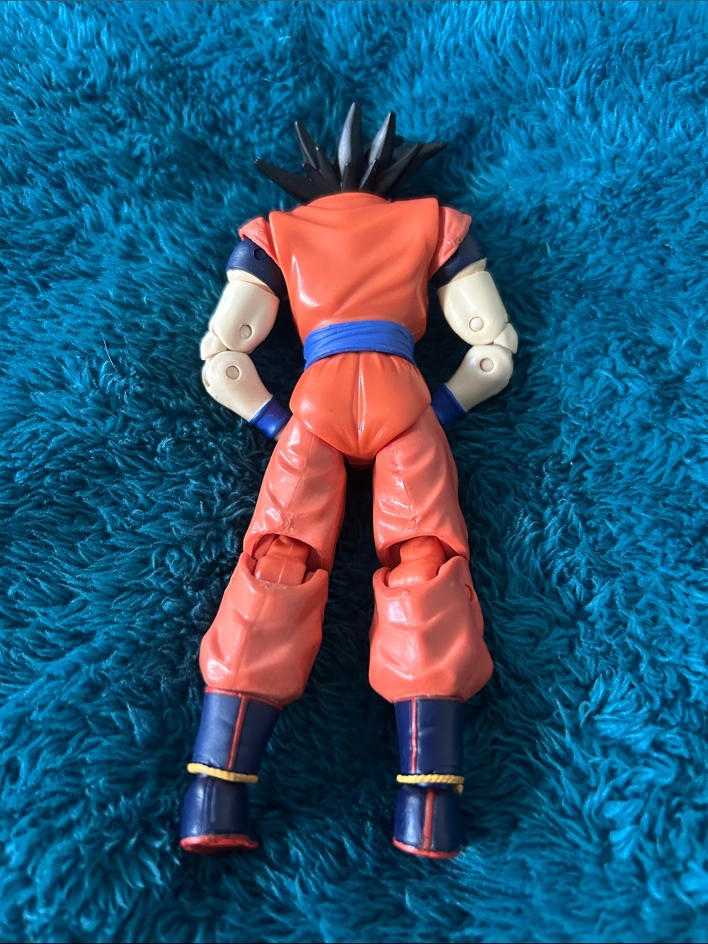 Dragon Ball Z Son Goku Figure - Picture 5 of 6